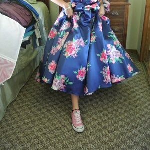 Pink Converse All Star Sneakers